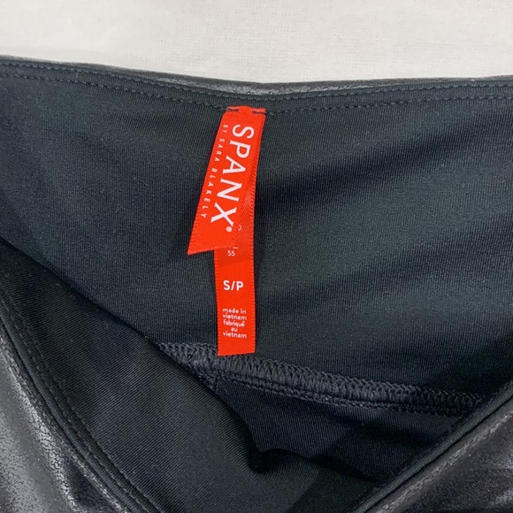 Spanx faux leather leggings.  Size small - Picture 2 of 2